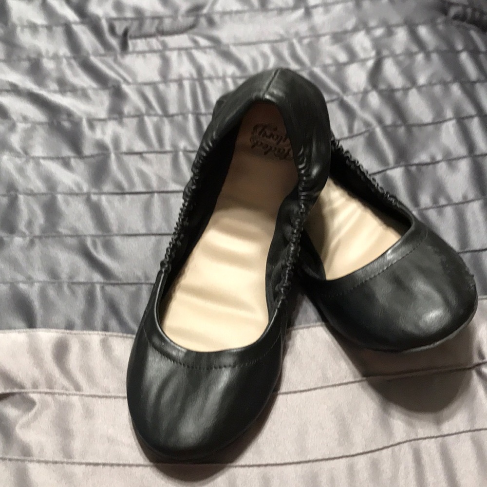 Black flats